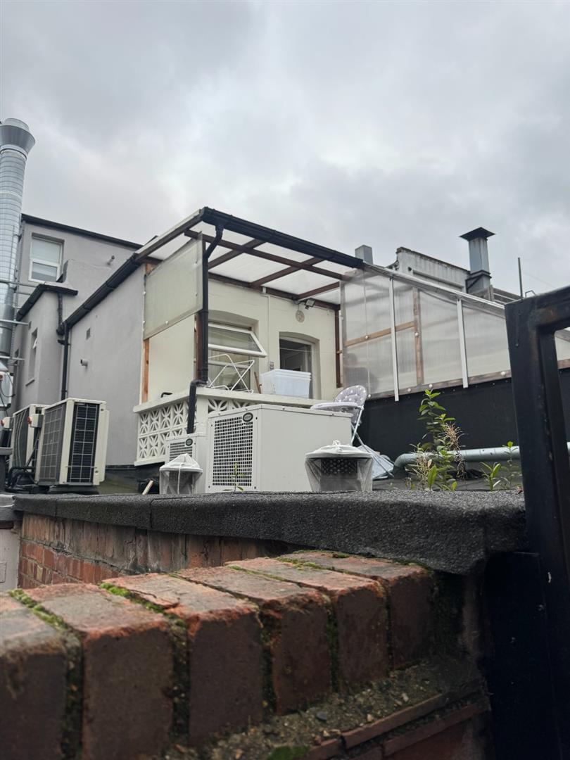 Green Lanes, London, N4 Area